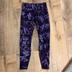 Athleta rainier tight purple size small